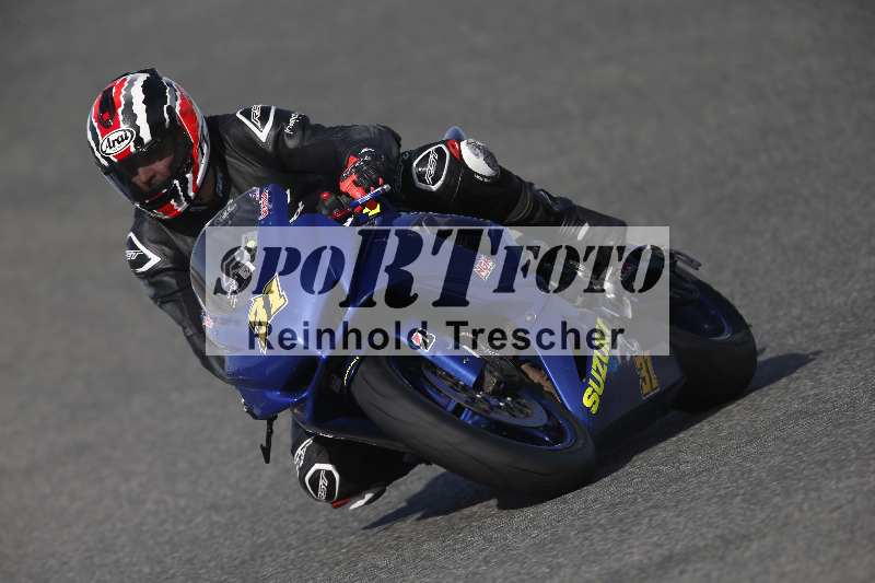 /Archiv-2024/02 29.01.-02.02.2024 Moto Center Thun Jerez/Gruppe gruen-green/31